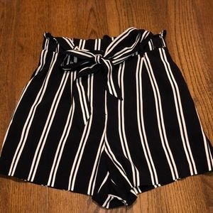 h&m paper bag shorts